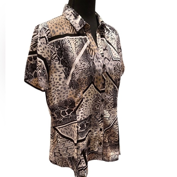 DANA Bachman Button Down Blouse Animal Print - Picture 1 of 10